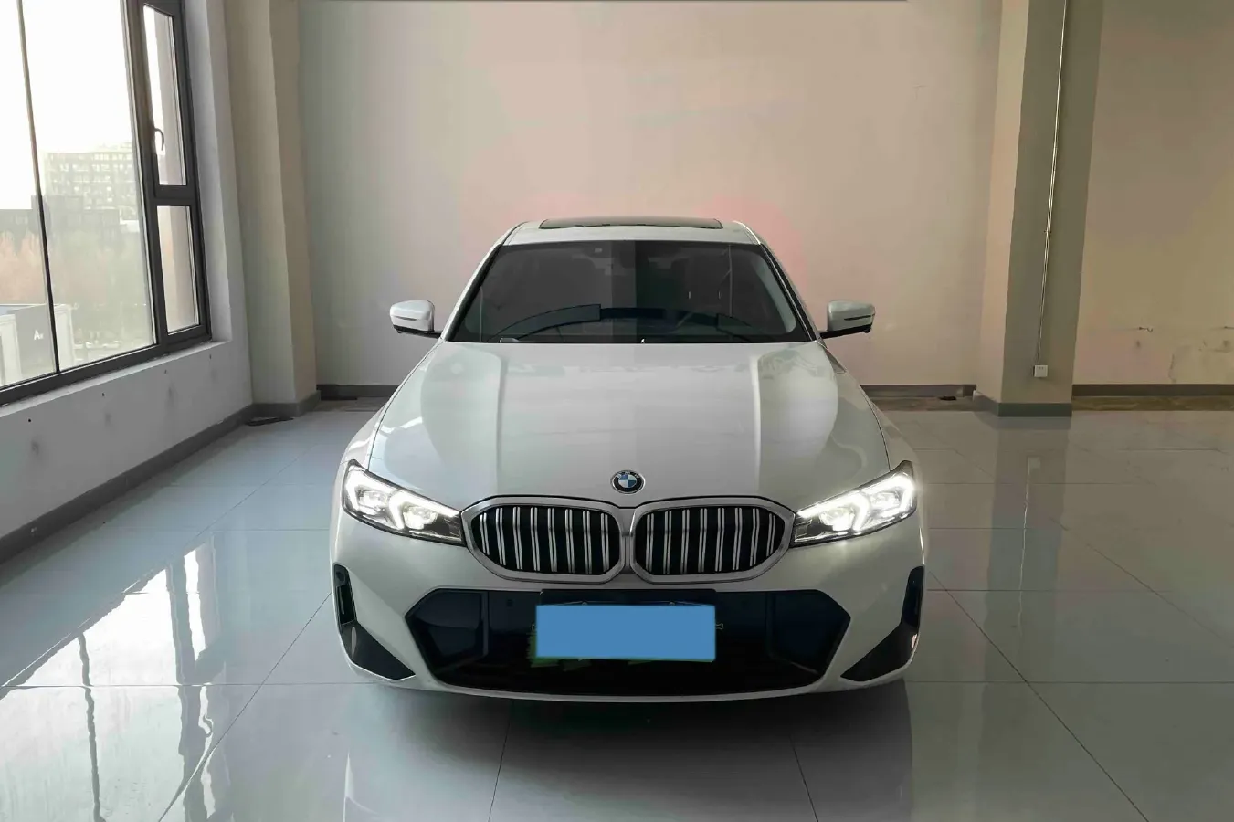 2023 BMW 3 Series 2.0T 156HP L4 8AT,autocango,china used car exporter,china ev exporter,chinese used car exporter,chinese used ev exporter