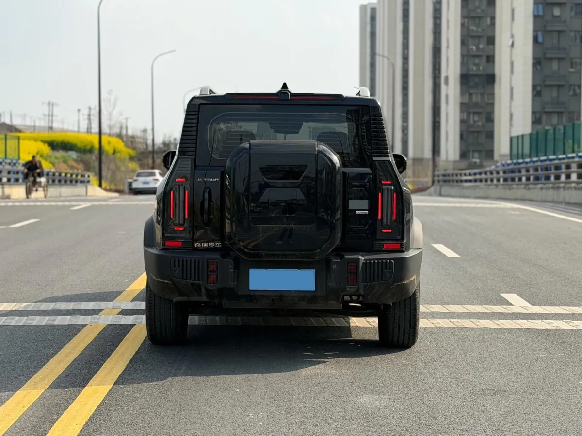 2023 Jetour Traveller 2.0T 254HP L4 7DCT,autocango,china used car exporter,china ev exporter,chinese used car exporter,chinese used ev exporter