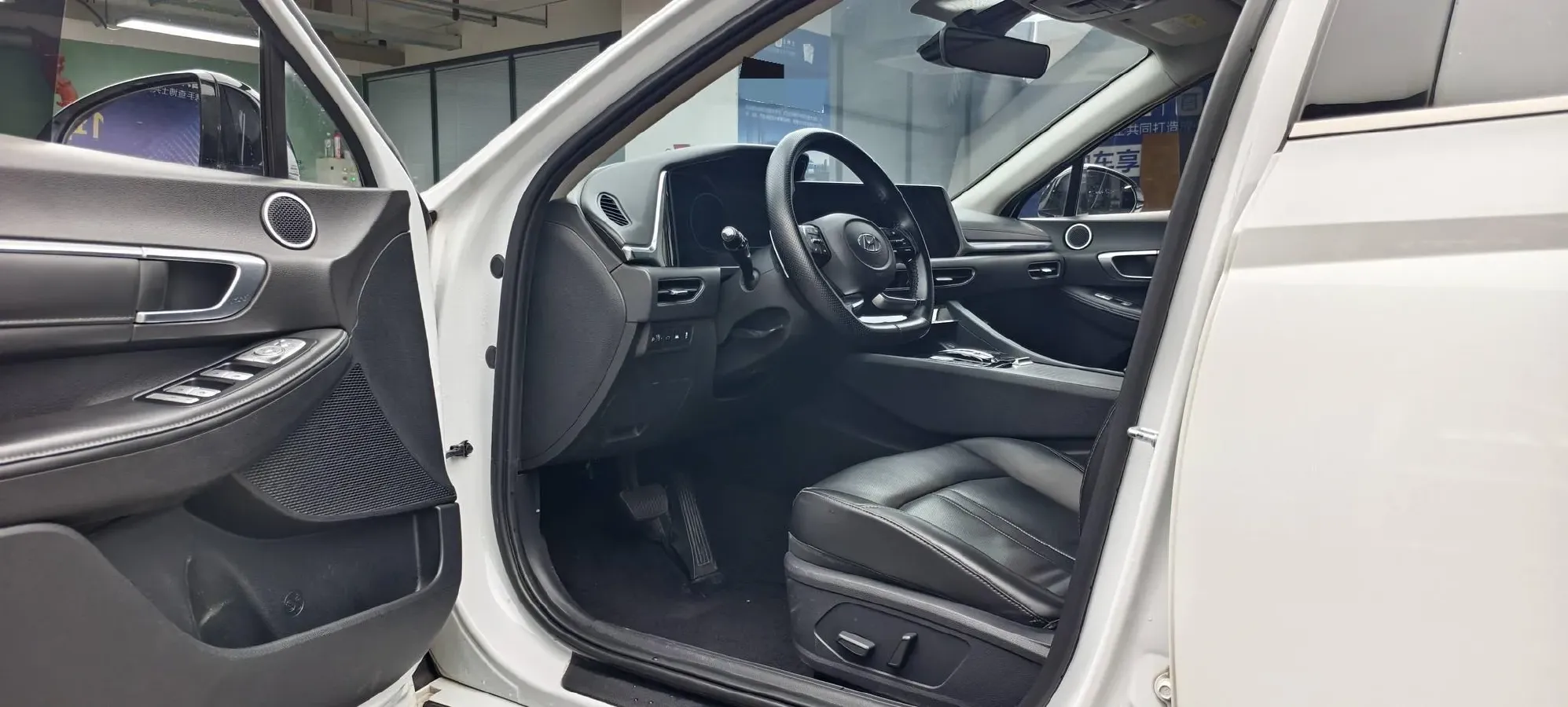 2020 Hyundai Sonata 1.5T 170HP L4 7DCT,autocango,china used car exporter,china ev exporter,chinese used car exporter,chinese used ev exporter