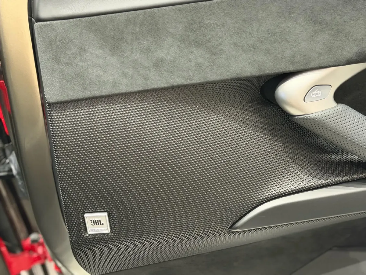 2022 Ferrari 296 3.0T 663HP V6 8DCT PHEV 7.45KWH,autocango,china used car exporter,china ev exporter,chinese used car exporter,chinese used ev exporter