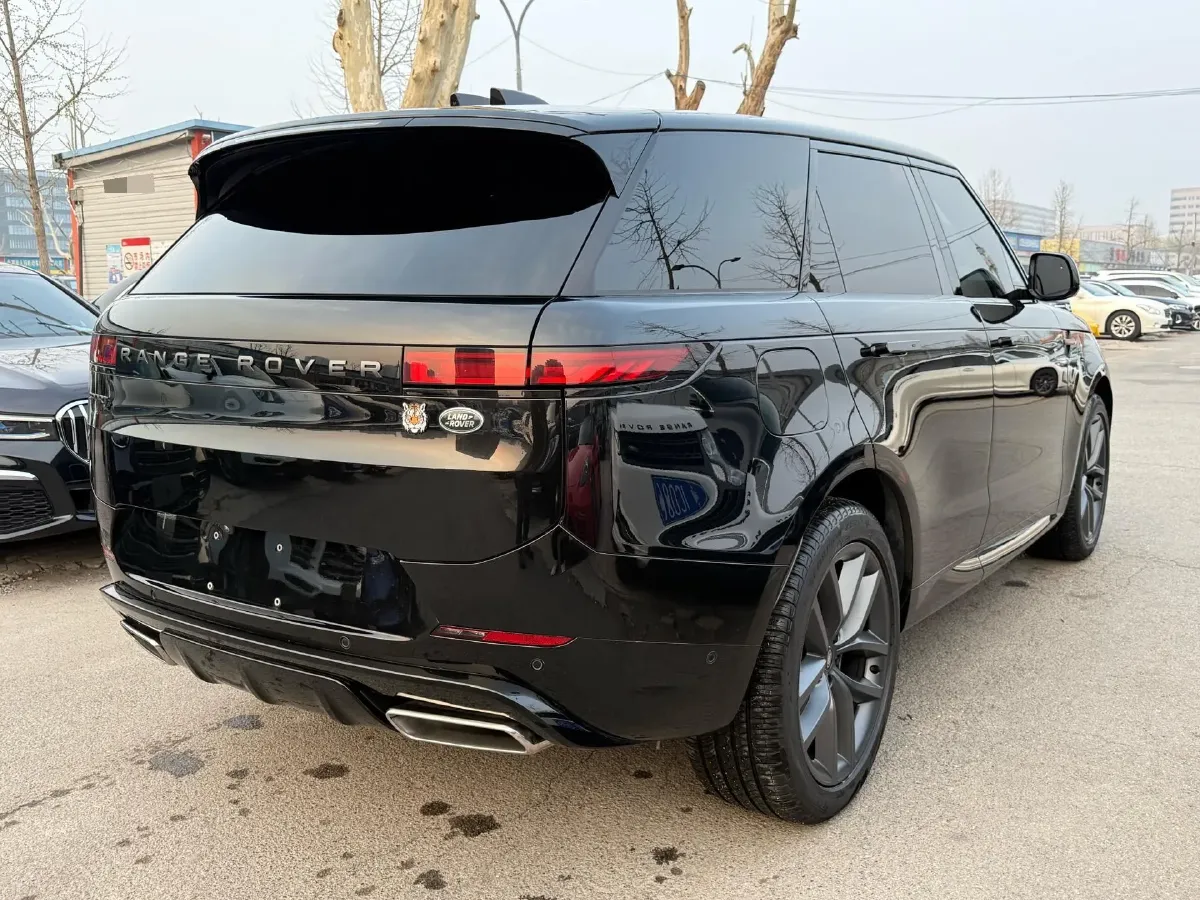 2025 Land Rover Range Rover Sport 3.0T 400HP L6 8AT,autocango,china used car exporter,china ev exporter,chinese used car exporter,chinese used ev exporter