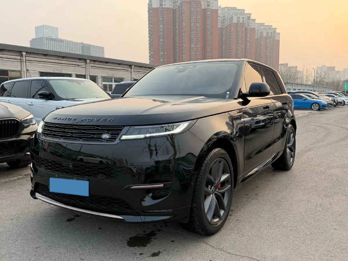 2025 Land Rover Range Rover Sport 3.0T 400HP L6 8AT,autocango,china used car exporter,china ev exporter,chinese used car exporter,chinese used ev exporter