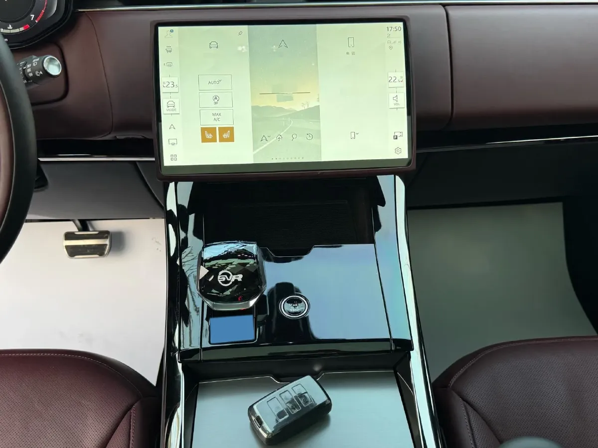 2025 Land Rover Range Rover Sport 3.0T 400HP L6 8AT,autocango,china used car exporter,china ev exporter,chinese used car exporter,chinese used ev exporter