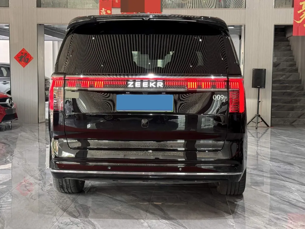 2024 Zeekr 009 BEV 108KWH,autocango,china used car exporter,china ev exporter,chinese used car exporter,chinese used ev exporter
