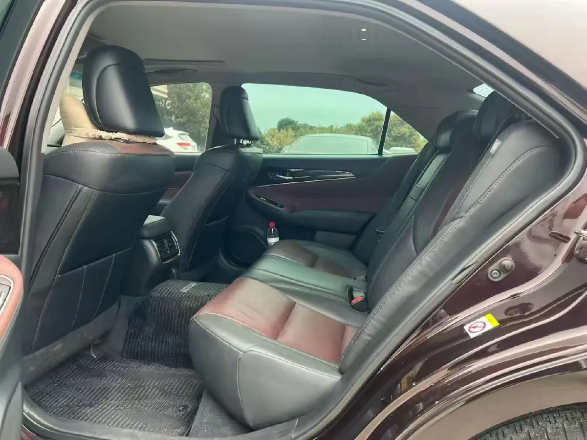 2018 Toyota Highlander 2.0T 220HP L4 6AT,autocango,china used car exporter,china ev exporter,chinese used car exporter,chinese used ev exporter