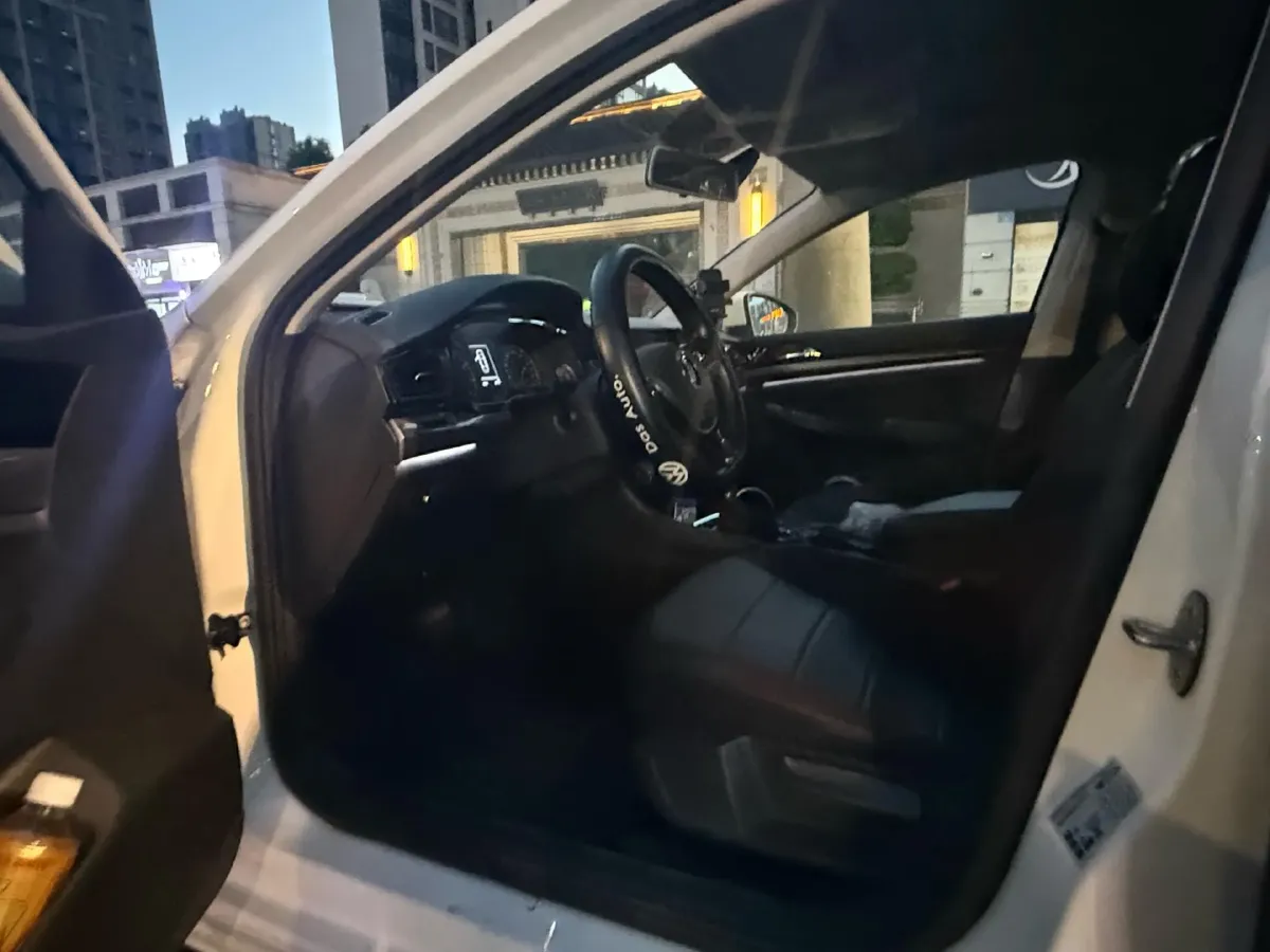 2020 Volkswagen Bora 1.5L 113HP L4 6AT,autocango,china used car exporter,china ev exporter,chinese used car exporter,chinese used ev exporter