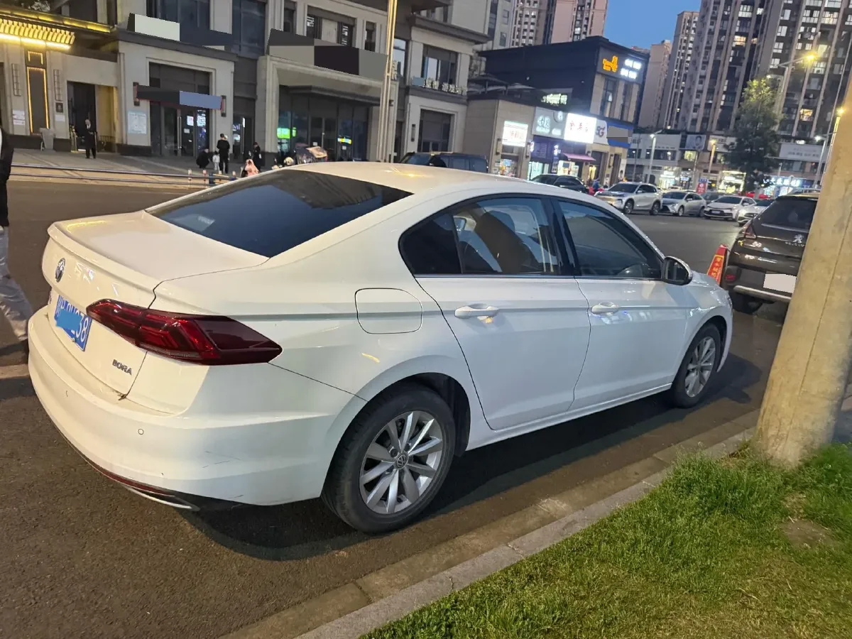 2020 Volkswagen Bora 1.5L 113HP L4 6AT,autocango,china used car exporter,china ev exporter,chinese used car exporter,chinese used ev exporter