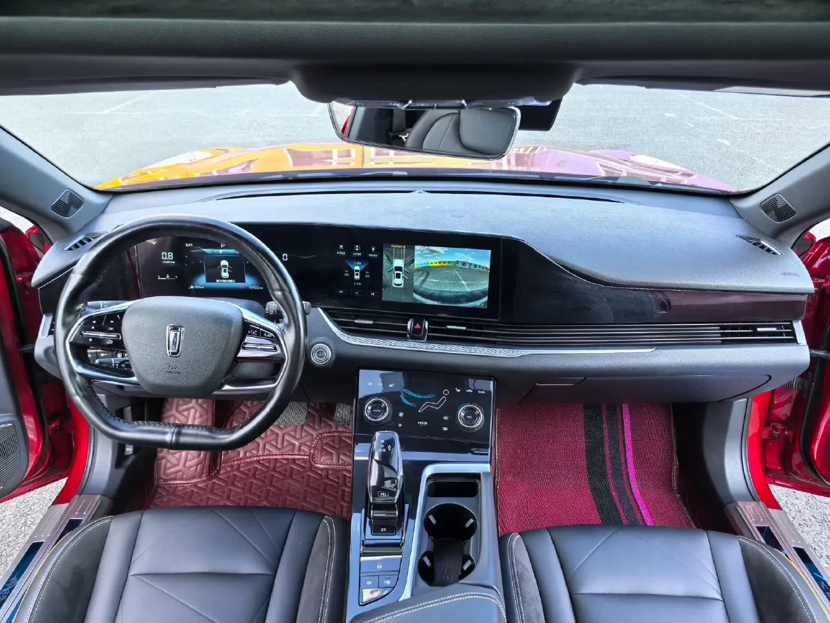 2022 Bestune B70S 2.0T 224HP L4 6AT,autocango,china used car exporter,china ev exporter,chinese used car exporter,chinese used ev exporter