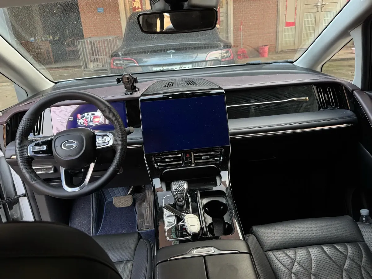 2023 GAC Trumpchi M8 2.0T 252HP L4 8AT,autocango,china used car exporter,china ev exporter,chinese used car exporter,chinese used ev exporter