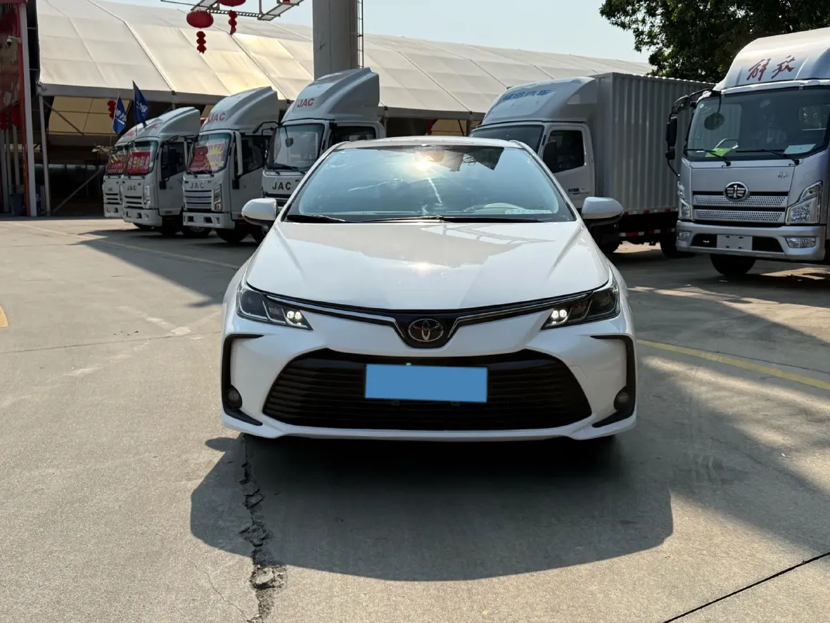 2021 Toyota Corolla 1.2T 116HP L4 CVT,autocango,china used car exporter,china ev exporter,chinese used car exporter,chinese used ev exporter
