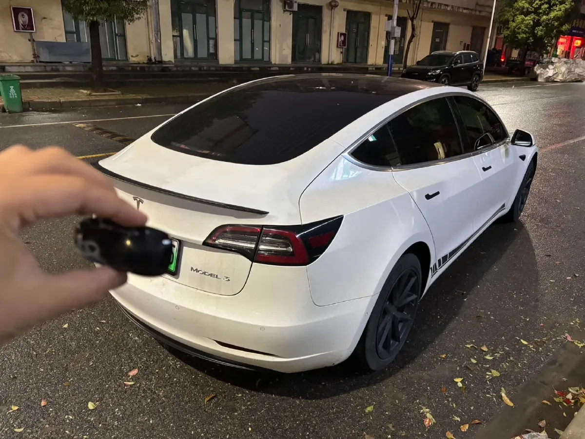 2019 Honda Odyssey 2.0L 146HP L4 E-CVT Hybrid,autocango,china used car exporter,china ev exporter,chinese used car exporter,chinese used ev exporter