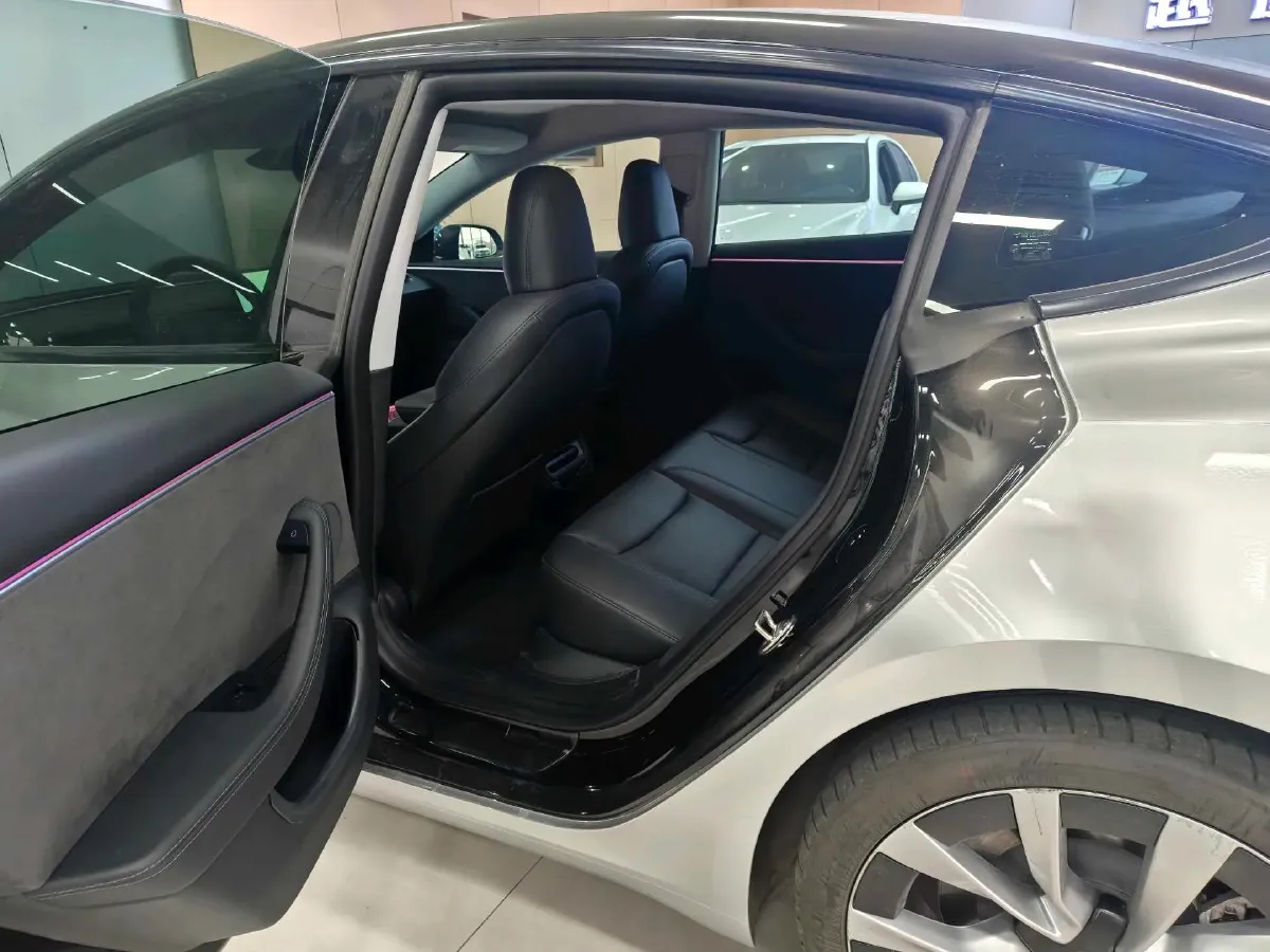 2023 Buick EnvisionPlus 2.0T 237HP L4 9AT,autocango,china used car exporter,china ev exporter,chinese used car exporter,chinese used ev exporter