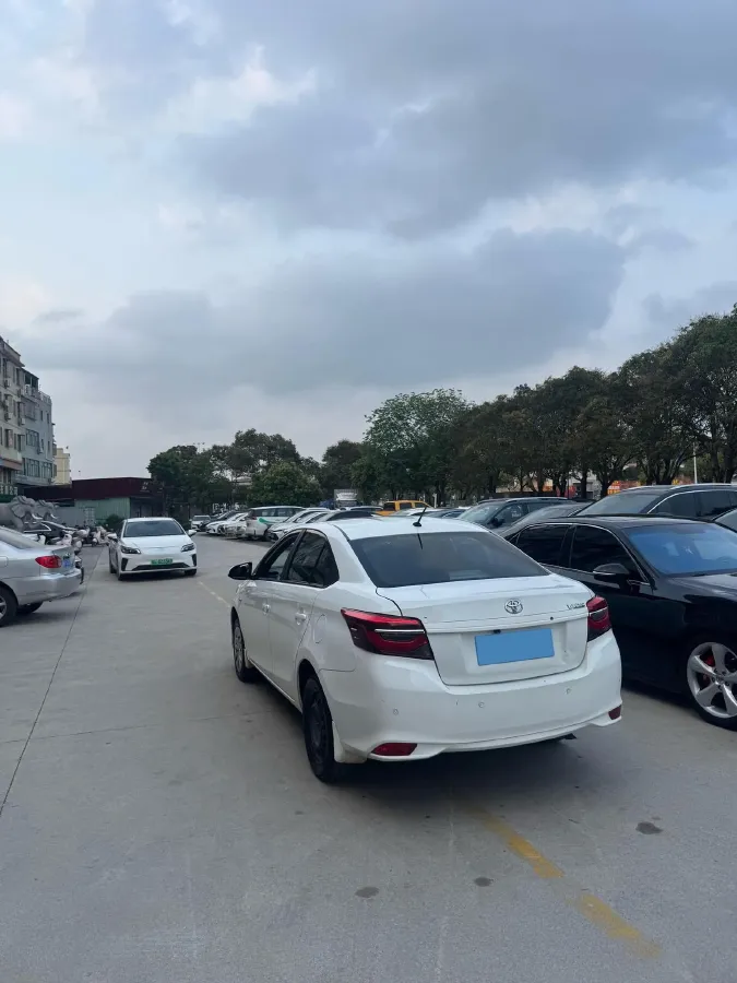 2021 Toyota Vios 1.5L 112HP L4 CVT,autocango,china used car exporter,china ev exporter,chinese used car exporter,chinese used ev exporter