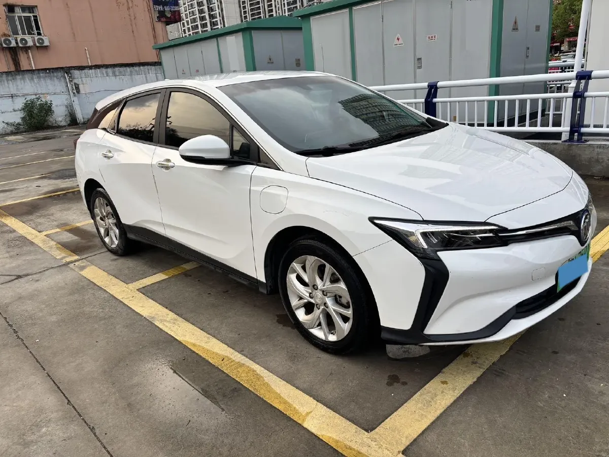 2022 Buick Envista 1.5T 184HP L4 CVT,autocango,china used car exporter,china ev exporter,chinese used car exporter,chinese used ev exporter