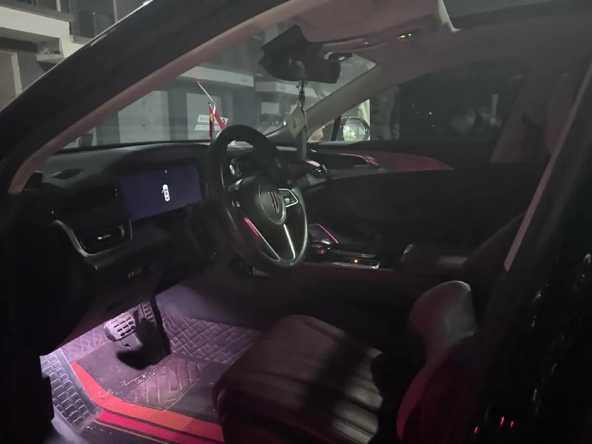 2023 HongQi H5 2.0T 224HP L4 8AT,autocango,china used car exporter,china ev exporter,chinese used car exporter,chinese used ev exporter