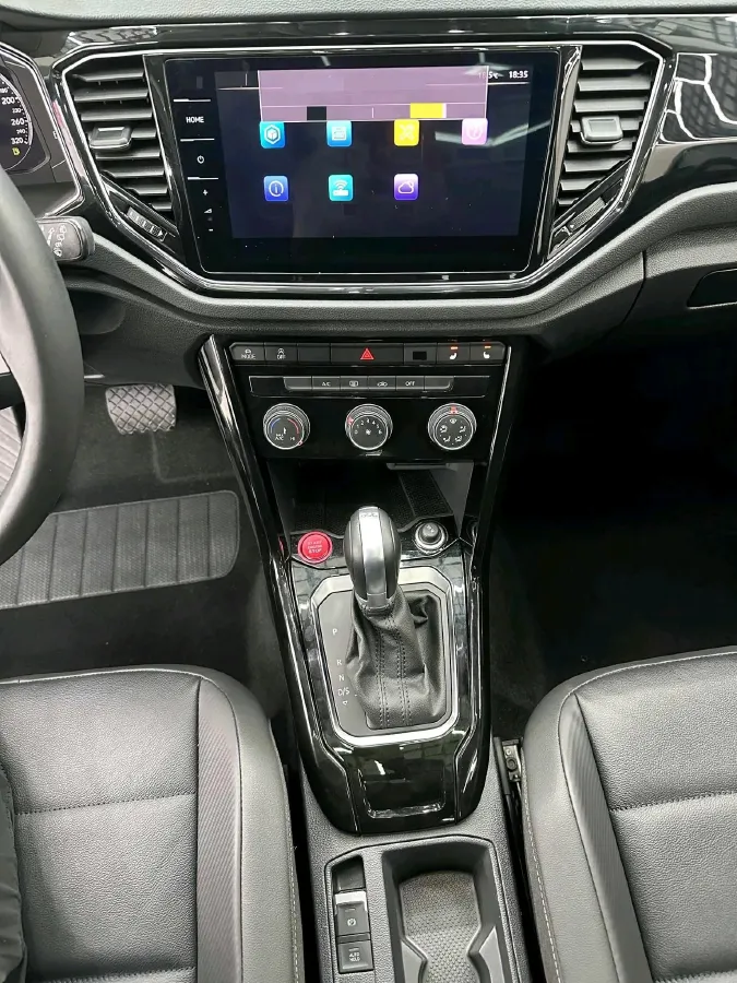 2022 Volkswagen T-Roc 1.4T 150HP L4 7DCT,autocango,china used car exporter,china ev exporter,chinese used car exporter,chinese used ev exporter