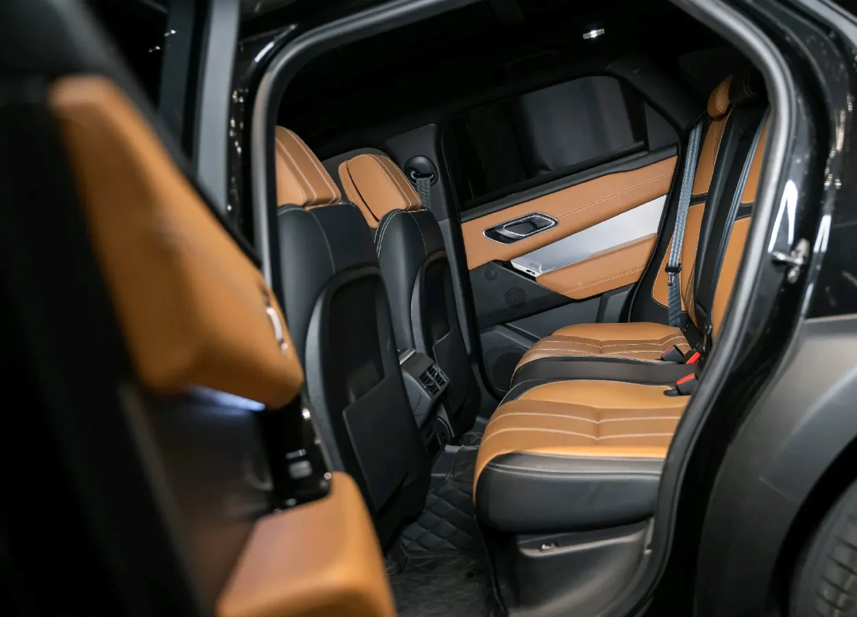 2022 Land Rover Range Rover Velar 2.0T 250HP L4 8AT,autocango,china used car exporter,china ev exporter,chinese used car exporter,chinese used ev exporter