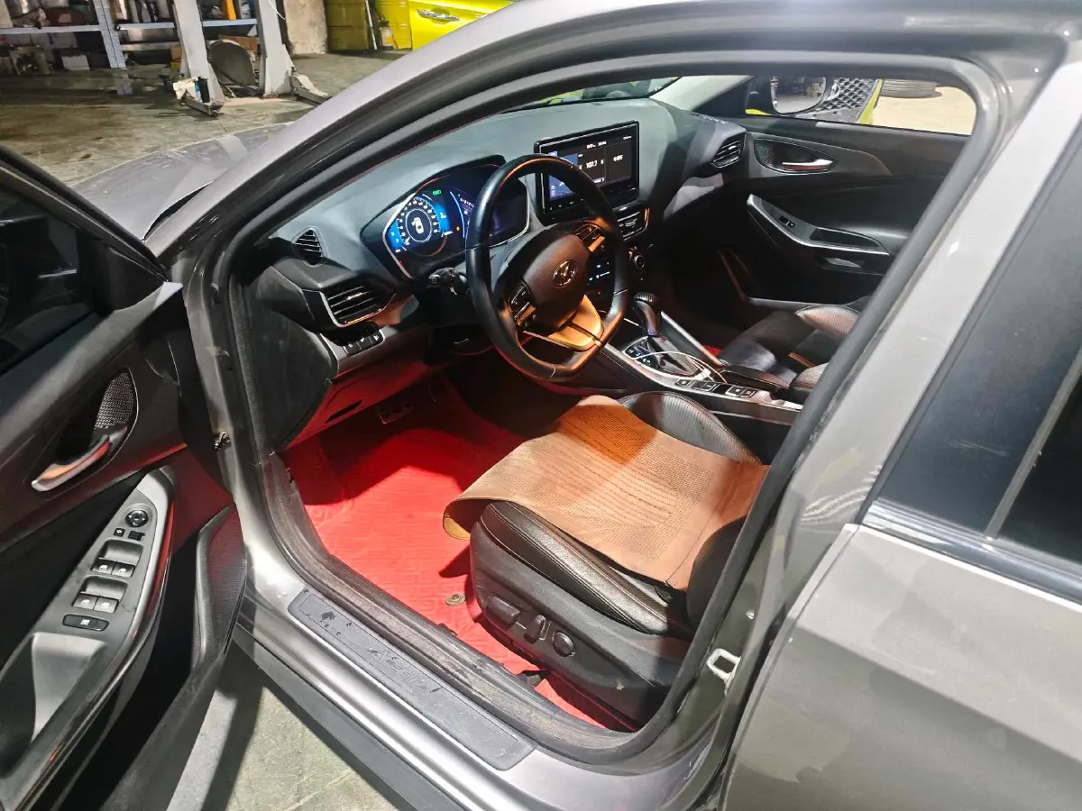 2019 Hyundai La Festa 1.6T 204HP L4 7DCT,autocango,china used car exporter,china ev exporter,chinese used car exporter,chinese used ev exporter