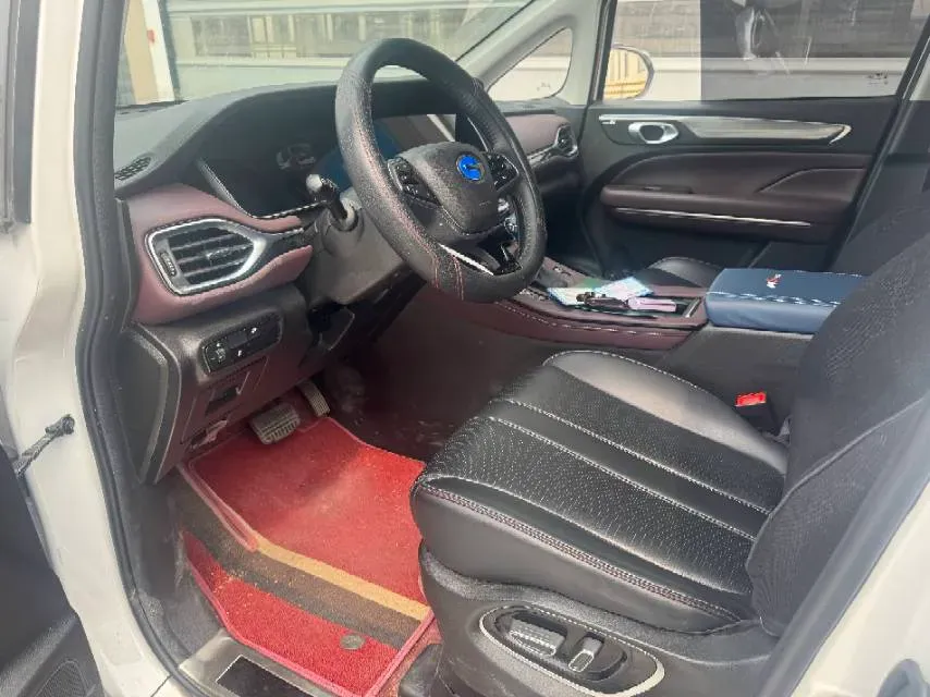 2023 GAC Trumpchi M6 1.5T 177HP L4 7DCT,autocango,china used car exporter,china ev exporter,chinese used car exporter,chinese used ev exporter