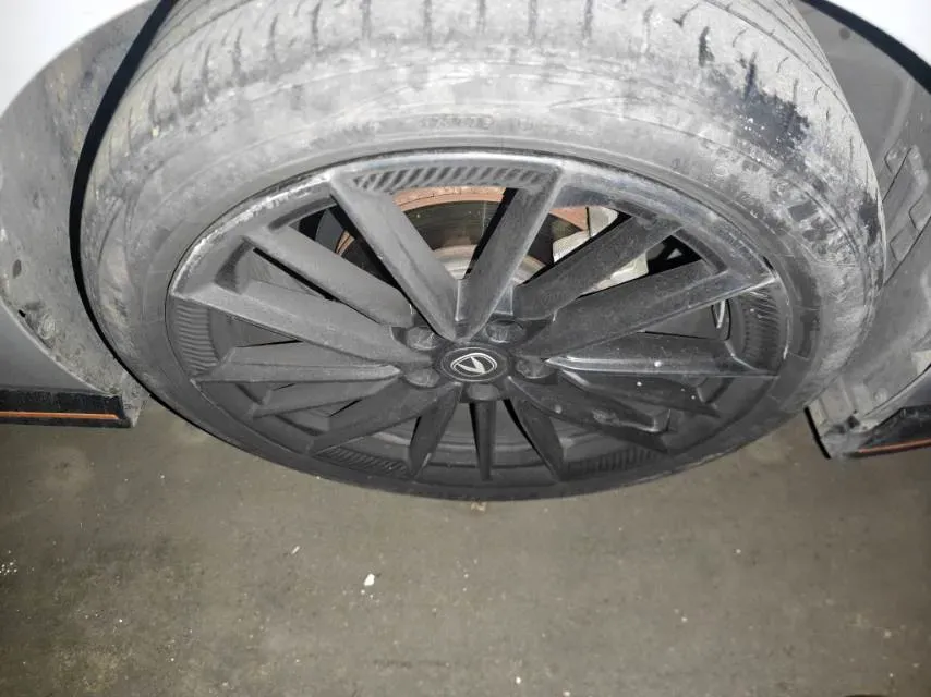 2022 ChangAn UNI-V 1.5T 188HP L4 7DCT,autocango,china used car exporter,china ev exporter,chinese used car exporter,chinese used ev exporter