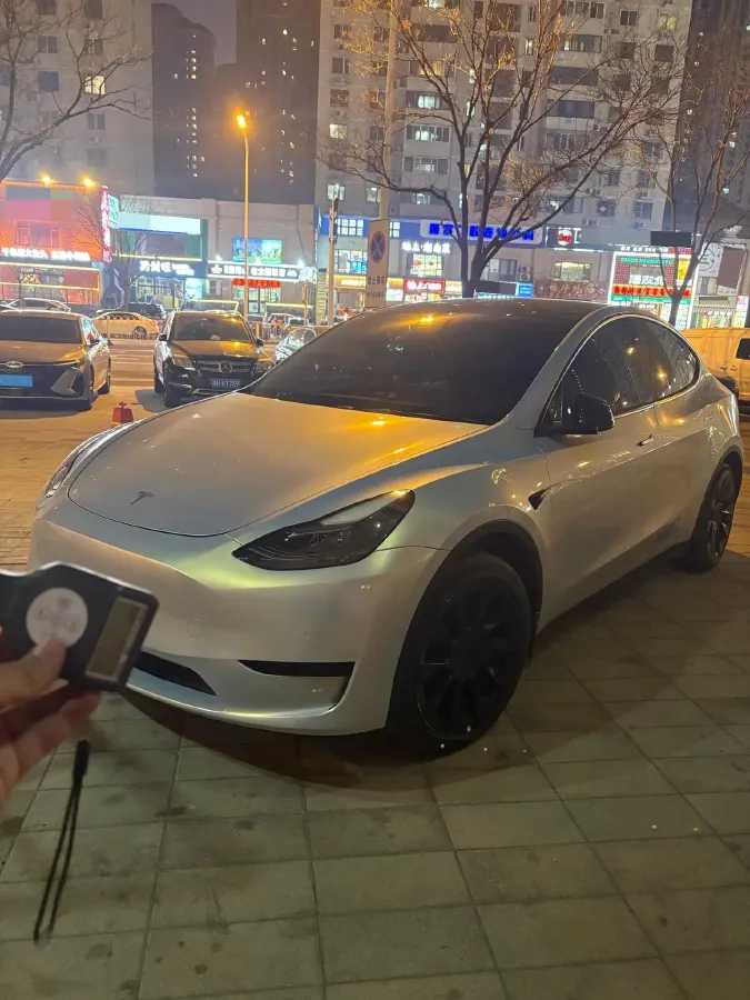 2022 Tesla Model Y BEV 60KWH,autocango,china used car exporter,china ev exporter,chinese used car exporter,chinese used ev exporter