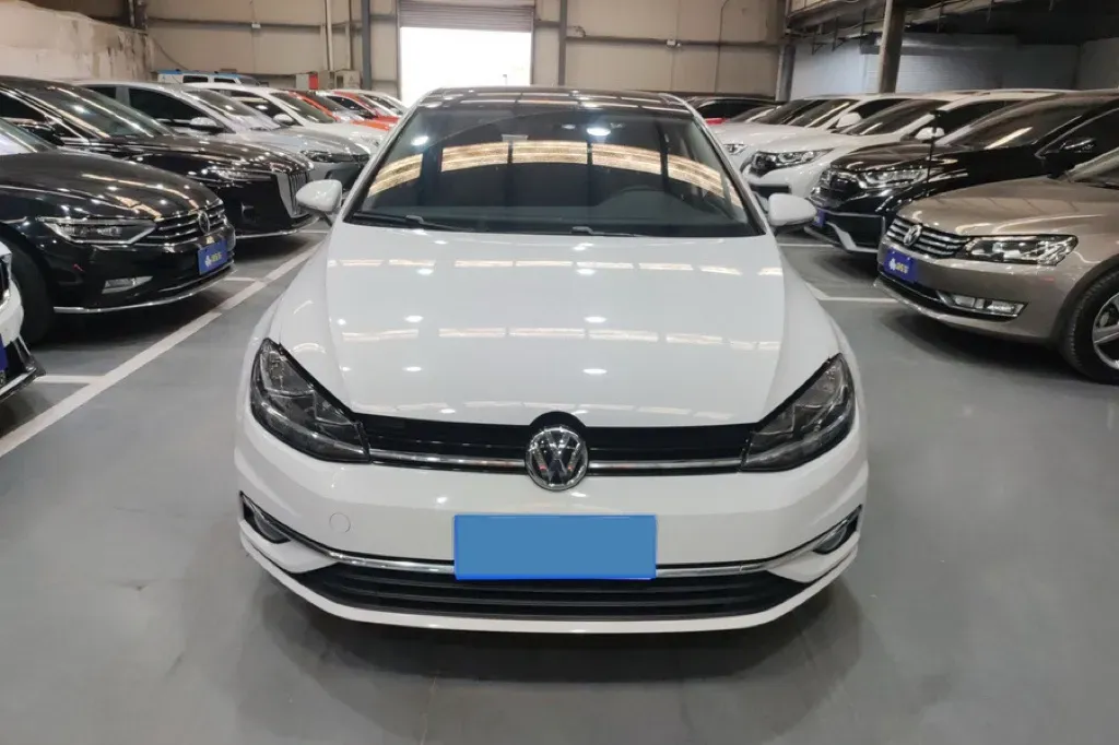 2020 Volkswagen Golf 1.2T 116HP L4 7DCT,autocango,china used car exporter,china ev exporter,chinese used car exporter,chinese used ev exporter