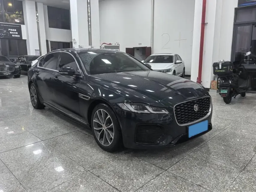 2021 Jaguar XFL 2.0T 250HP L4 8AT,autocango,china used car exporter,china ev exporter,chinese used car exporter,chinese used ev exporter