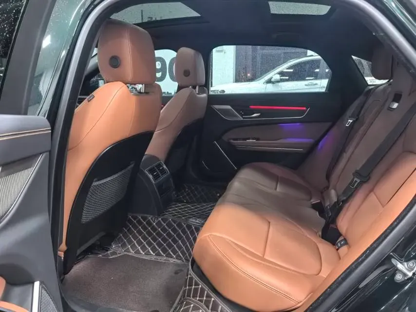 2021 Jaguar XFL 2.0T 250HP L4 8AT,autocango,china used car exporter,china ev exporter,chinese used car exporter,chinese used ev exporter