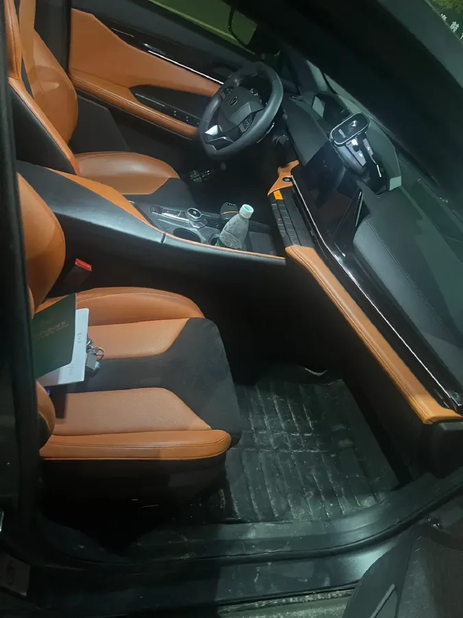 2024 ChangAn UNI-V 1.5T 188HP L4 7DCT,autocango,china used car exporter,china ev exporter,chinese used car exporter,chinese used ev exporter