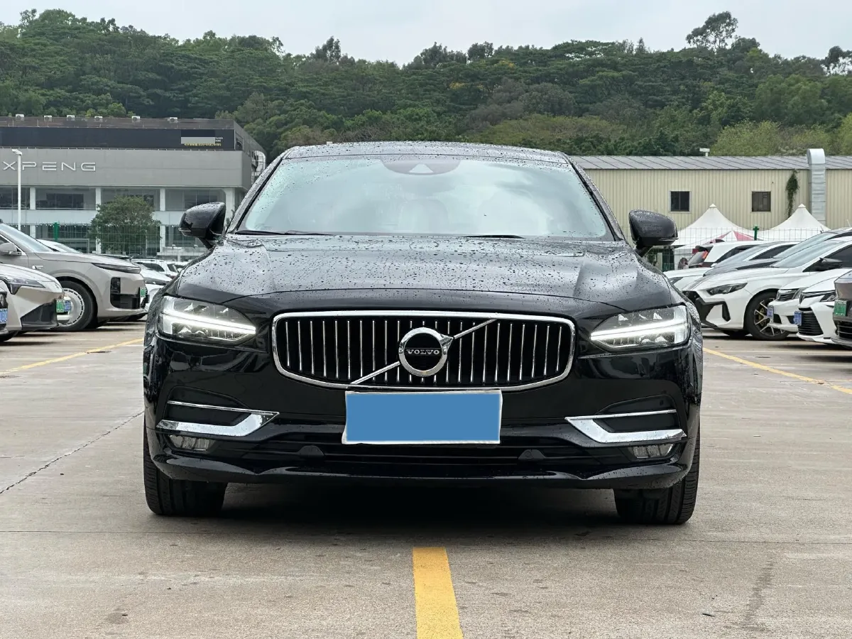 2020 Volvo S90 2.0T 254HP L4 8AT,autocango,china used car exporter,china ev exporter,chinese used car exporter,chinese used ev exporter