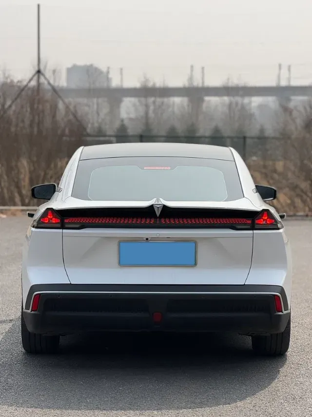 2025 Deepal SL03 BEV 56.1KWH,autocango,china used car exporter,china ev exporter,chinese used car exporter,chinese used ev exporter