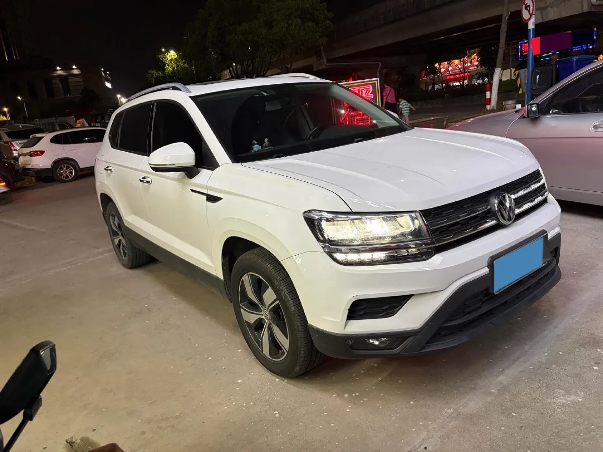 2021 Volkswagen Tharu 1.4T 150HP L4 7DCT,autocango,china used car exporter,china ev exporter,chinese used car exporter,chinese used ev exporter