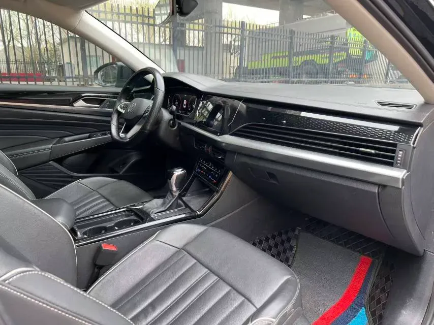 2022 Skoda Kodiak GT 2.0T 186HP L4 7DCT,autocango,china used car exporter,china ev exporter,chinese used car exporter,chinese used ev exporter