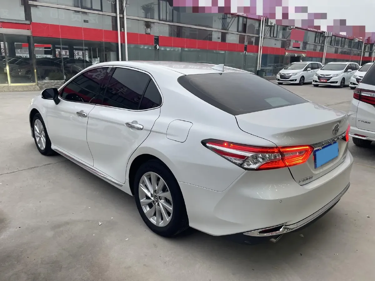 2023 Toyota Camry 2.0L 177HP L4 CVT,autocango,china used car exporter,china ev exporter,chinese used car exporter,chinese used ev exporter