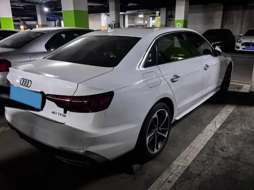 2020 Audi A4L 2.0T 190HP L4 7DCT,autocango,china used car exporter,china ev exporter,chinese used car exporter,chinese used ev exporter