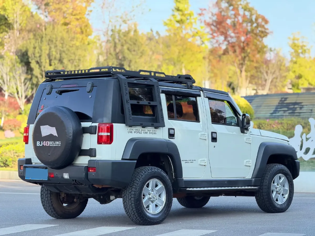 2016 Beijing BJ40 2.0T 204HP L4 5MT,autocango,china used car exporter,china ev exporter,chinese used car exporter,chinese used ev exporter