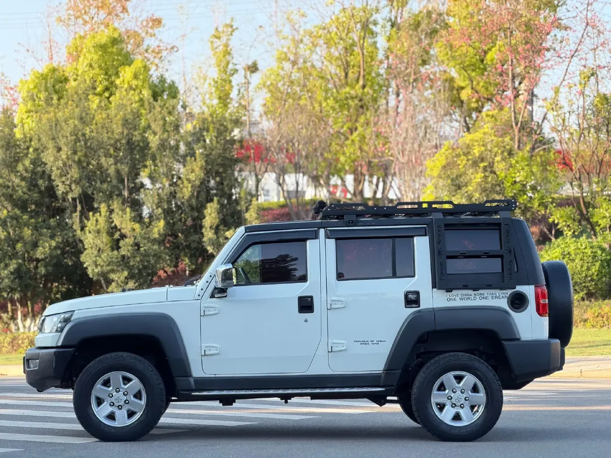 2016 Beijing BJ40 2.0T 204HP L4 5MT,autocango,china used car exporter,china ev exporter,chinese used car exporter,chinese used ev exporter