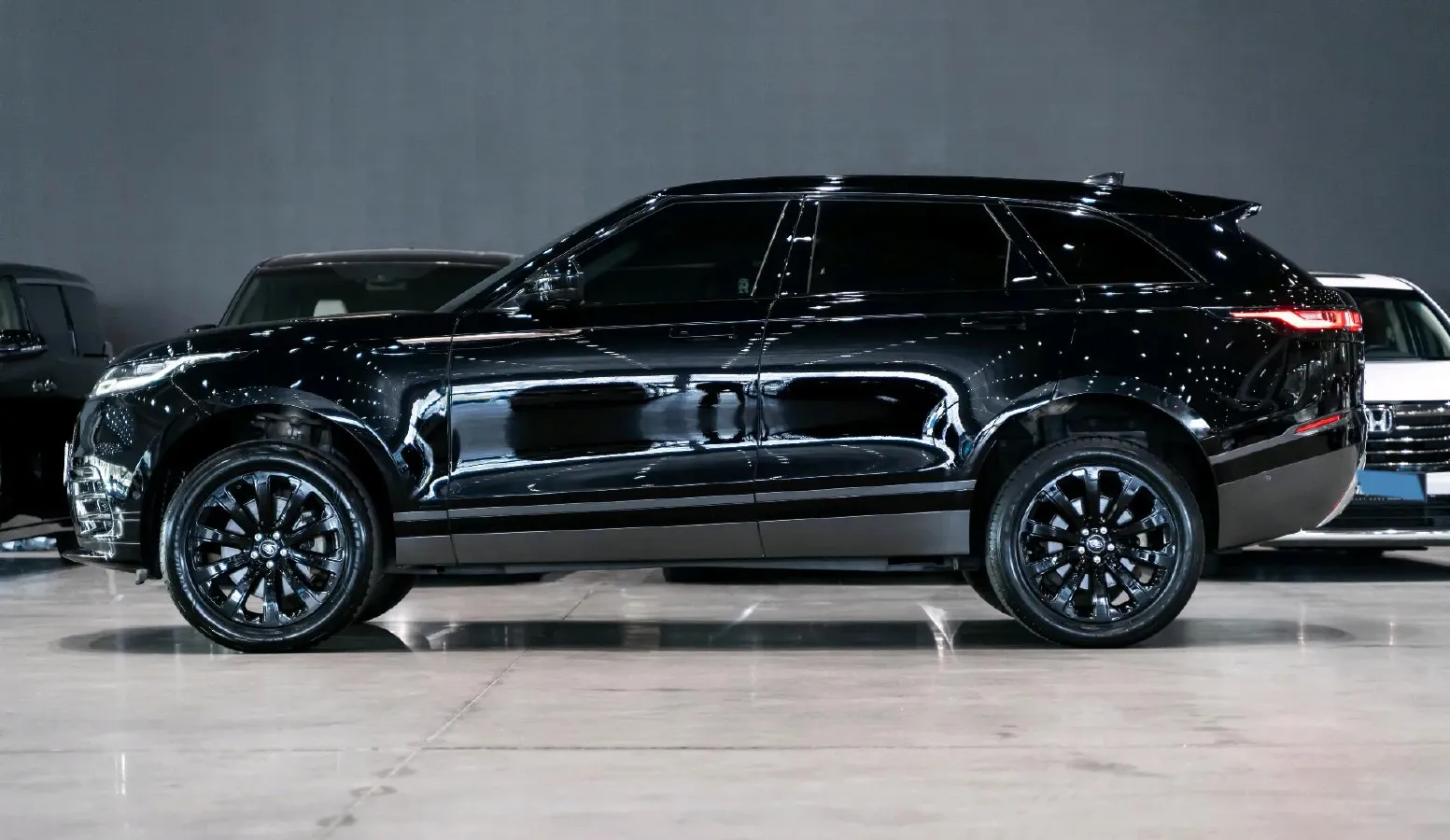 2018 Land Rover Range Rover Velar 3.0T 380HP V6 8AT,autocango,china used car exporter,china ev exporter,chinese used car exporter,chinese used ev exporter