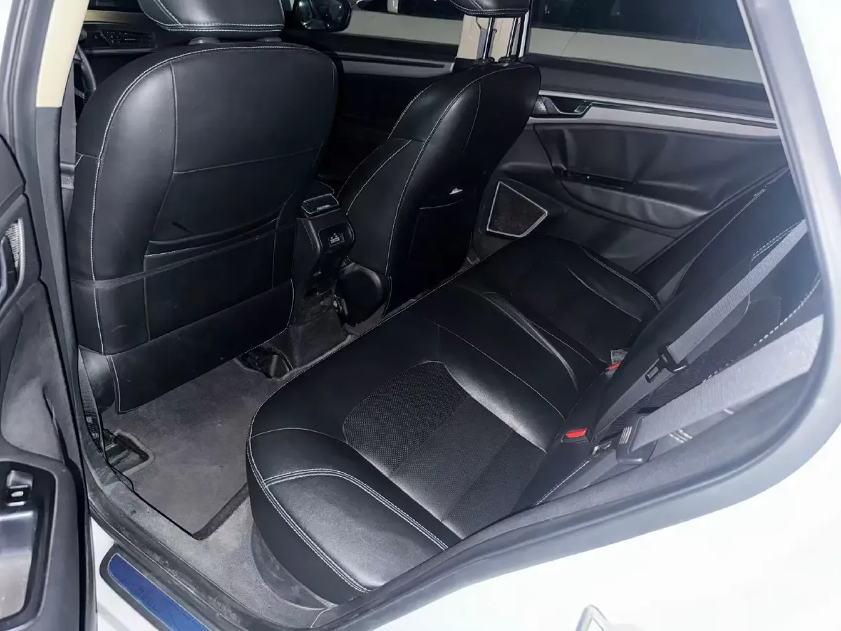 2017 Geely Emgrand GS 1.3T 129HP L4 6DCT,autocango,china used car exporter,china ev exporter,chinese used car exporter,chinese used ev exporter