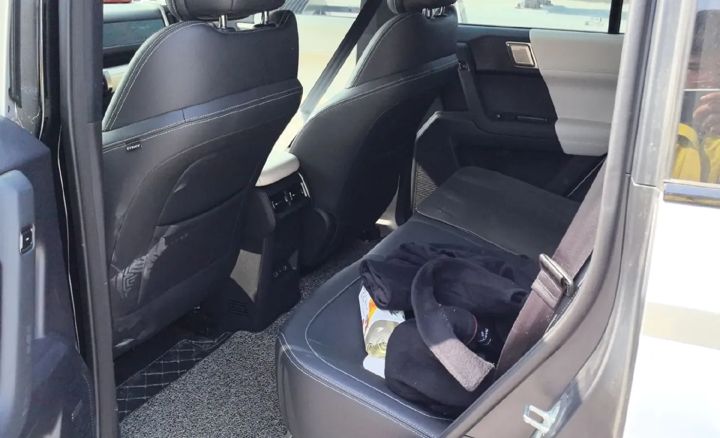 2024 iCAR iCAR 03T BEV 69.77KWH,autocango,china used car exporter,china ev exporter,chinese used car exporter,chinese used ev exporter