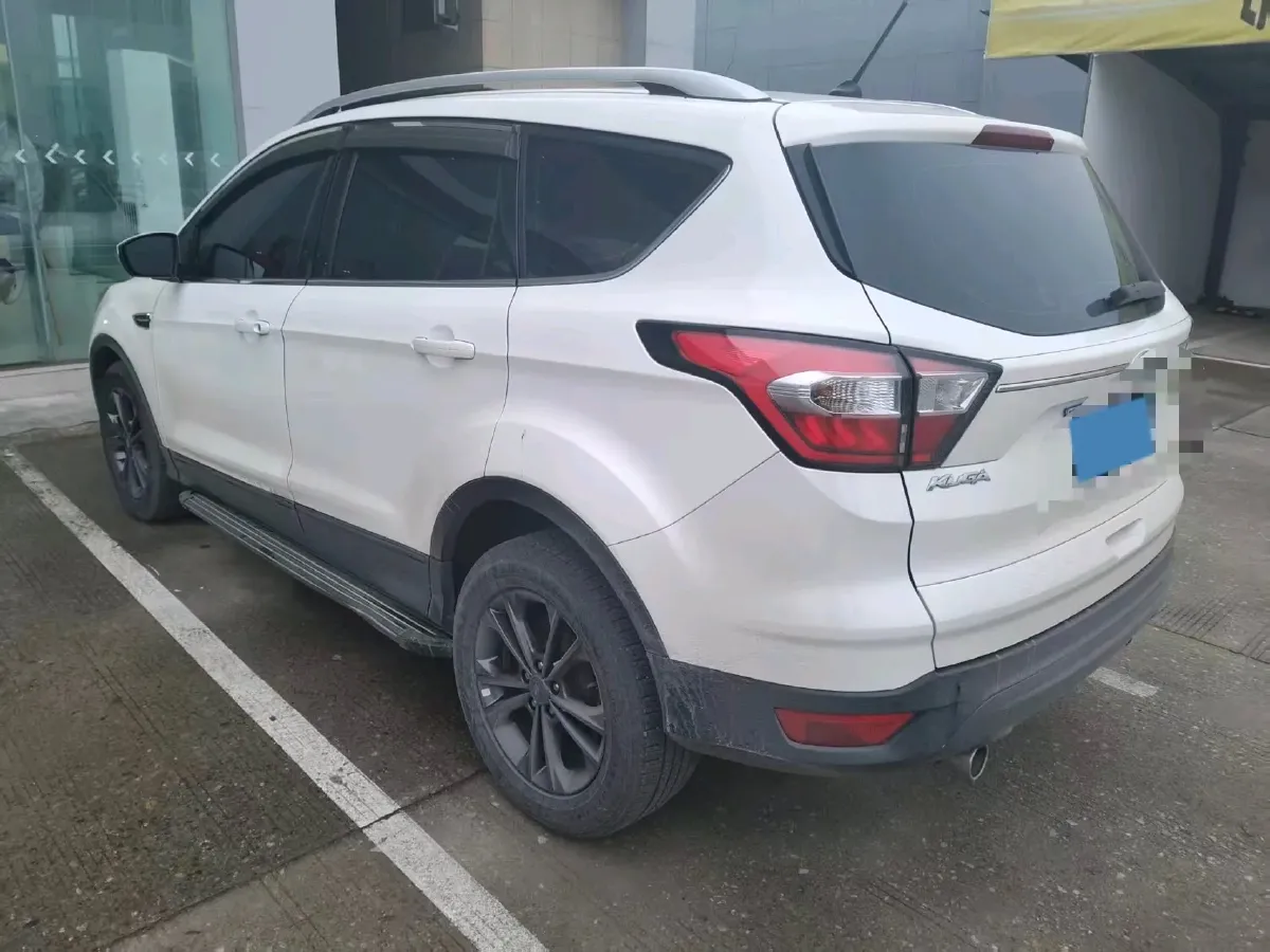 2019 Ford Kuga 1.5T 182HP L4 6AT,autocango,china used car exporter,china ev exporter,chinese used car exporter,chinese used ev exporter