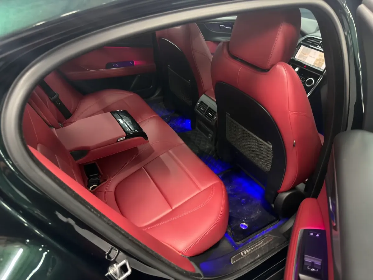 2021 Jaguar XEL 2.0T 250HP L4 8AT,autocango,china used car exporter,china ev exporter,chinese used car exporter,chinese used ev exporter