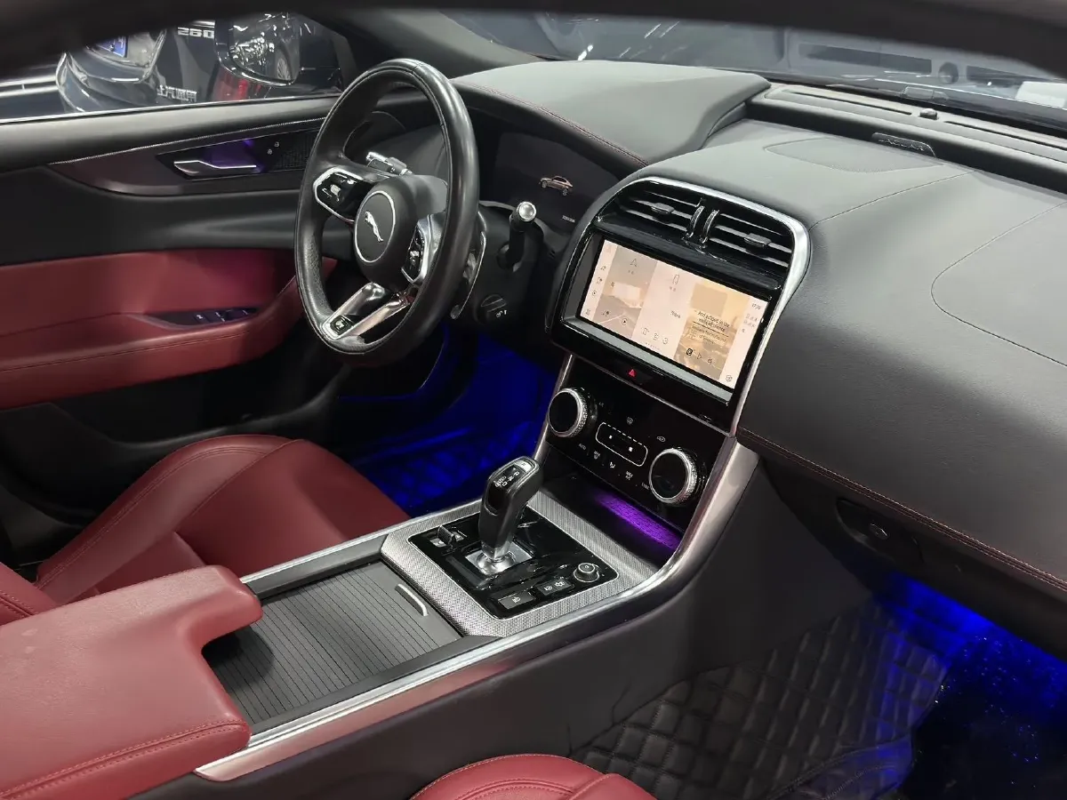 2021 Jaguar XEL 2.0T 250HP L4 8AT,autocango,china used car exporter,china ev exporter,chinese used car exporter,chinese used ev exporter