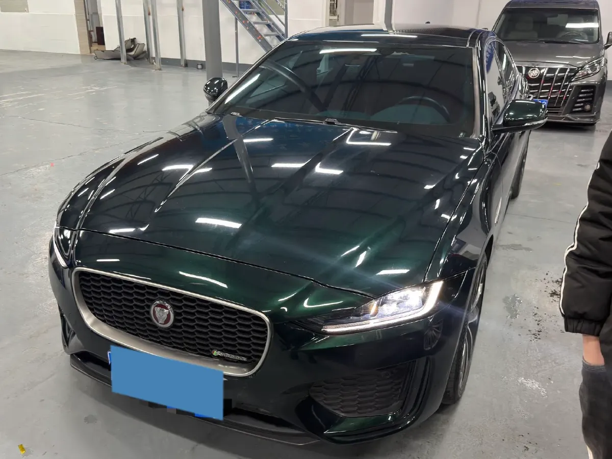 2021 Jaguar XEL 2.0T 250HP L4 8AT,autocango,china used car exporter,china ev exporter,chinese used car exporter,chinese used ev exporter