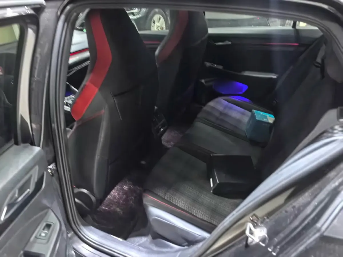 2021 Honda CR-V 1.5T 193HP L4 CVT,autocango,china used car exporter,china ev exporter,chinese used car exporter,chinese used ev exporter