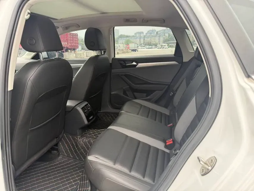 2022 Volkswagen Sagitar 1.4T 150HP L4 7DCT,autocango,china used car exporter,china ev exporter,chinese used car exporter,chinese used ev exporter