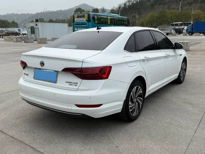 2022 Volkswagen Sagitar 1.4T 150HP L4 7DCT,autocango,china used car exporter,china ev exporter,chinese used car exporter,chinese used ev exporter