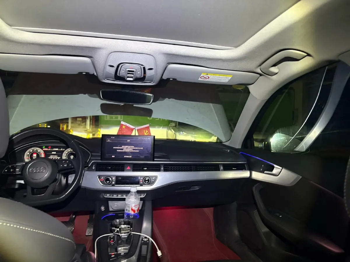 2023 Audi A4L 2.0T 190HP L4 7DCT,autocango,china used car exporter,china ev exporter,chinese used car exporter,chinese used ev exporter