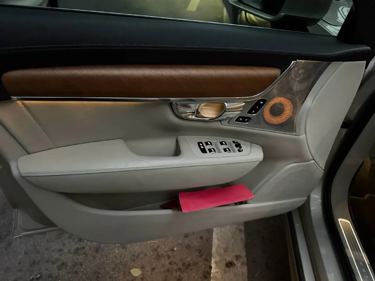 2019 BMW X7 3.0T 340HP L6 8AT,autocango,china used car exporter,china ev exporter,chinese used car exporter,chinese used ev exporter