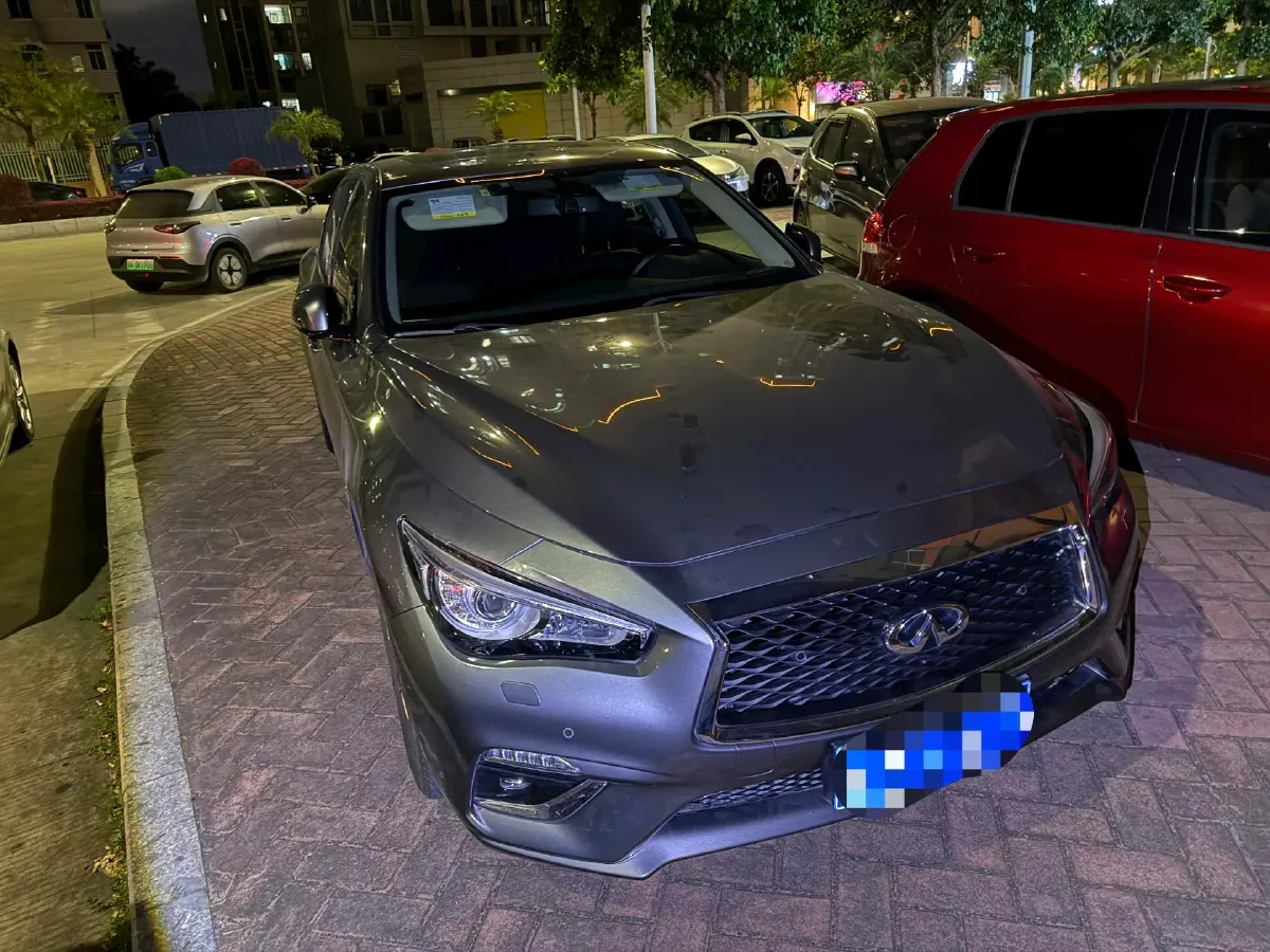 2018 Jeep Grand Commander 2.0T 265HP L4 9AT,autocango,china used car exporter,china ev exporter,chinese used car exporter,chinese used ev exporter